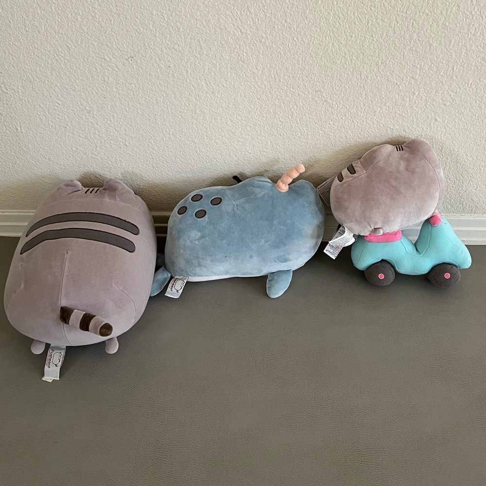 One set of (3) Pusheen Plushes - Picture 2 of 6